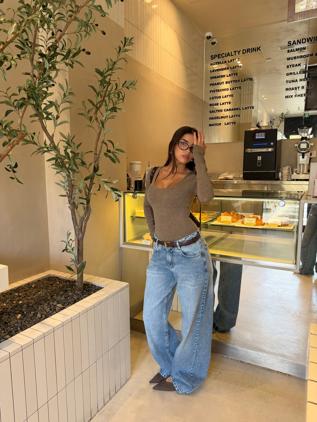BLUE LOW WAIST BAGGY DENIM